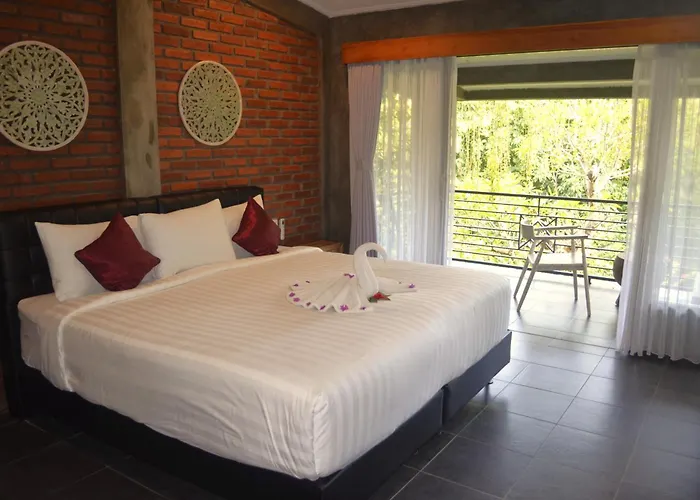 Alamanda Lovina Resort