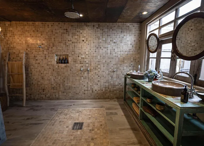 Balquisse Heritage Hotel